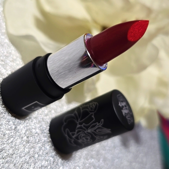 🌟🧚‍♀️ADORA Kat VON D RARE MINI Painted Love Lipstick NWOBox